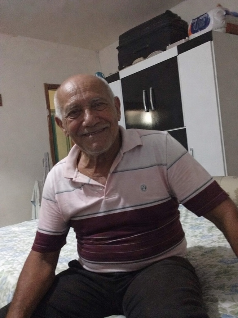 Antônio G., 68 anos — Coluna travada